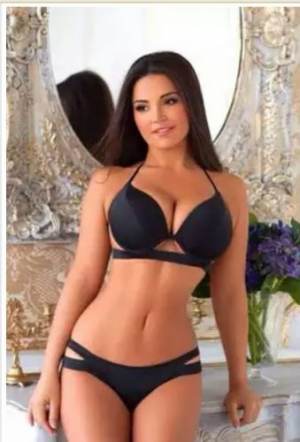 Mersin Akdeniz Escort 24 Yaşında Esmer Deniz